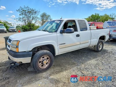 2004 CHEVROLET SILVERADO K2500 HEAVY DUTY 1GCHK29UX4E232161 - główne zdjęcie licytacji z USA - miniatura