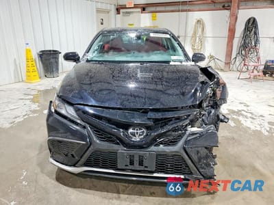 Piąte zdjęcie samochodu w środku: 2021 TOYOTA CAMRY XSE VIN:4T1K61BK8MU039294 - miniatura