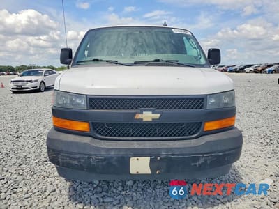 Piąte zdjęcie samochodu w środku: 2018 CHEVROLET EXPRESS G2500 VIN:1GCWGAFG6J1318863 - miniatura