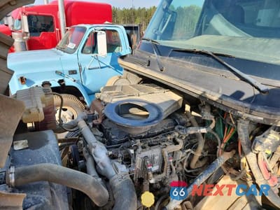 Zdjęcie 7 z 10 samochodu: 2019 INTERNATIONAL LT625 SEMI TRUCK VIN:3HCDZTZR9KL337477 - miniatura