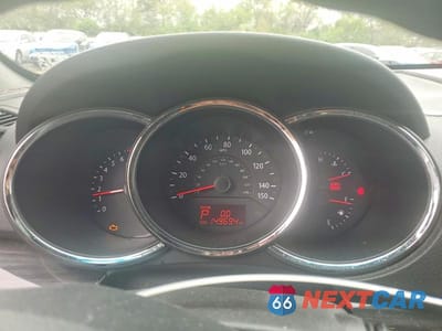 Zdjęcie 9 z 12 samochodu: 2013 KIA SORENTO VIN:5XYKTDA27DG412021 - miniatura