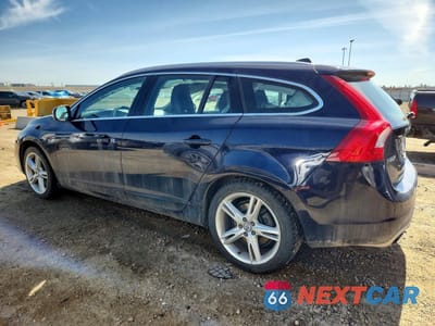 Drugie zdjęcie samochodu z przodu: 2017 VOLVO V60 PREMIER VIN:YV140MSK7H1333903 - miniatura