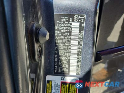 Zdjęcie 13 z 13 samochodu: 2011 TOYOTA COROLLA S VIN:2T1BU4EE8BC750277 - miniatura