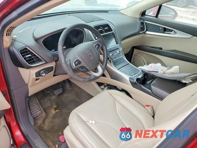 Zdjęcie 8 z 13 samochodu: 2018 LINCOLN MKX PREMIERE VIN:2LMPJ6JR3JBL31733 - miniatura