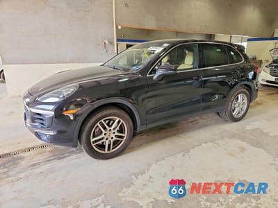 2016 PORSCHE CAYENNE WP1AA2A23GLA00885 - główne zdjęcie licytacji z USA - miniatura
