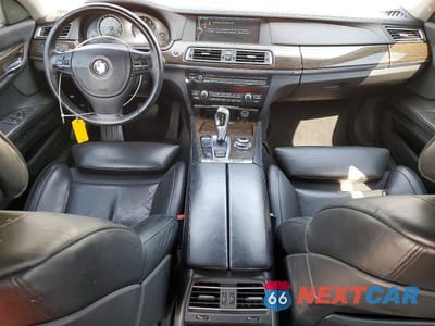 Zdjęcie 8 z 12 samochodu: 2011 BMW 750 I VIN:WBAKX6C59BC197151 - miniatura