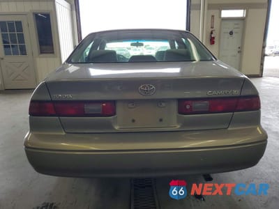Zdjęcie 6 z 12 samochodu: 1999 TOYOTA CAMRY LE VIN:4T1BG22K7XU600740 - miniatura