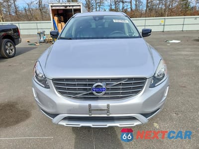 Piąte zdjęcie samochodu w środku: 2017 VOLVO XC60 T6 DYNAMIC VIN:YV449MRR3H2212646 - miniatura