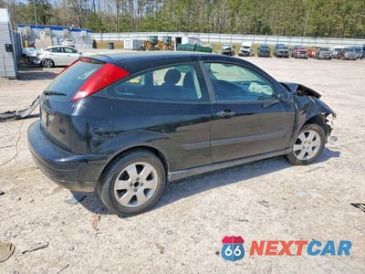 Trzecie zdjęcie samochodu z tyłu: 2001 FORD FOCUS ZX3 VIN:3FAFP31301R186761 - miniatura