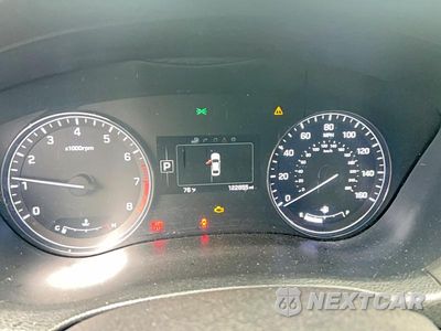 Zdjęcie 8 z 10 samochodu: 2015 HYUNDAI GENESIS 3.8L VIN:KMHGN4JE0FU093486 - miniatura