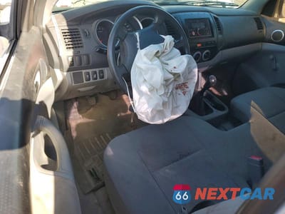 Zdjęcie 8 z 12 samochodu: 2010 TOYOTA TACOMA BASE VIN:5TEPX4EN1AZ672673 - miniatura