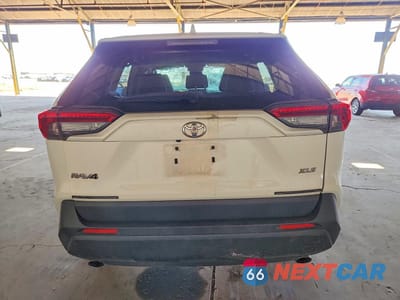 Zdjęcie 6 z 13 samochodu: 2019 TOYOTA RAV4 XLE VIN:JTMW1RFV6KD501596 - miniatura