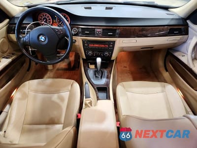 Zdjęcie 8 z 12 samochodu: 2010 BMW 328 XI SULEV VIN:WBAPK5C55AA647161 - miniatura
