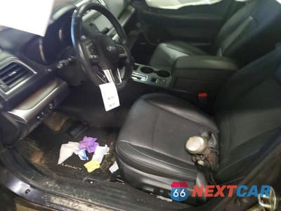 Zdjęcie 7 z 12 samochodu: 2017 SUBARU LEGACY 3.6R LIMITED VIN:4S3BNFN61H3005115 - miniatura