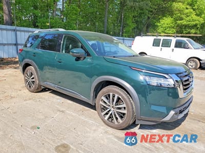 Czwarte zdjęcie samochodu z boku: 2023 NISSAN PATHFINDER PLATINUM VIN:5N1DR3DJ4PC219124 - miniatura