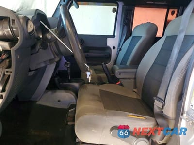 Zdjęcie 7 z 12 samochodu: 2010 JEEP WRANGLER UNLIMITED SPORT VIN:1J4BA3H16AL129360 - miniatura