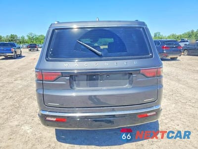 Zdjęcie 6 z 12 samochodu: 2023 JEEP WAGONEER SERIES III VIN:1C4SJVDP0PS552820 - miniatura