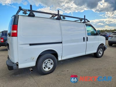 Trzecie zdjęcie samochodu z tyłu: 2008 CHEV EXPRESS G3500 VIN:1GCHG35K181228430 - miniatura