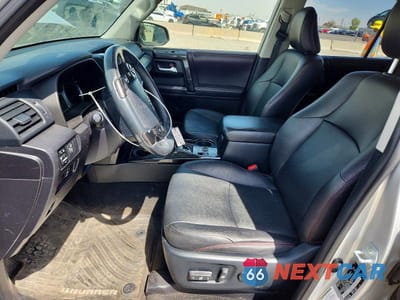 Zdjęcie 6 z 12 samochodu: 2016 TOYOTA 4RUNNER TRAIL PREMIUM VIN:JTEBU5JR2G5285526 - miniatura