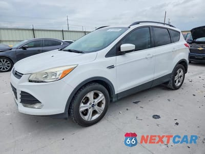 2015 FORD ESCAPE SE 1FMCU0GX2FUA16895 - główne zdjęcie licytacji z USA - miniatura