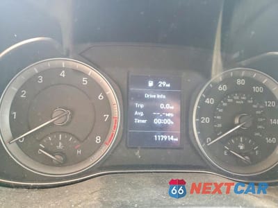 Zdjęcie 9 z 13 samochodu: 2020 HYUNDAI KONA SEL VIN:KM8K22AA3LU411830 - miniatura
