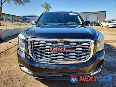 Piąte zdjęcie samochodu w środku: 2018 GMC YUKON DENALI VIN:1GKS2CKJ3JR350198 - miniatura