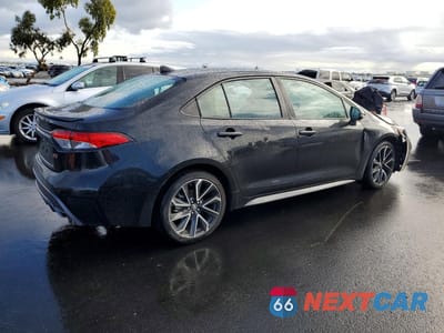 Trzecie zdjęcie samochodu z tyłu: 2020 TOYOTA COROLLA SE VIN:5YFS4RCE9LP034893 - miniatura