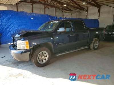 2007 CHEVROLET SILVERADO C1500 CREW CAB 2GCEC13C371720870 - główne zdjęcie licytacji z USA - miniatura