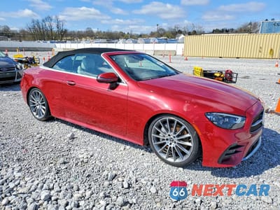 Czwarte zdjęcie samochodu z boku: 2022 MERCEDES-BENZ E 450 4MATIC VIN:W1K1K5KB1NF180139 - miniatura