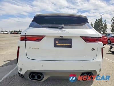 Zdjęcie 6 z 12 samochodu: 2022 JAGUAR F-PACE SVR VIN:SADCZ2EE1NA696926 - miniatura