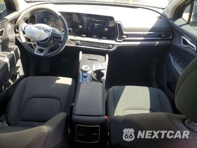 Zdjęcie 8 z 13 samochodu: 2025 KIA SPORTAGE LX VIN:KNDPUCDG8S7192029 - miniatura