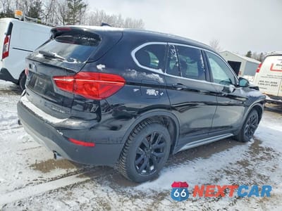 Trzecie zdjęcie samochodu z tyłu: 2019 BMW X1 XDRIVE28I VIN:WBXHT3C58K5L90910 - miniatura