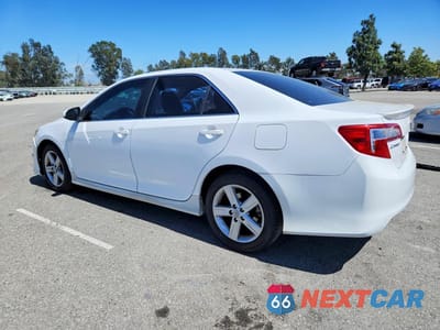 Drugie zdjęcie samochodu z przodu: 2012 TOYOTA CAMRY SE VIN:4T1BF1FK8CU133281 - miniatura