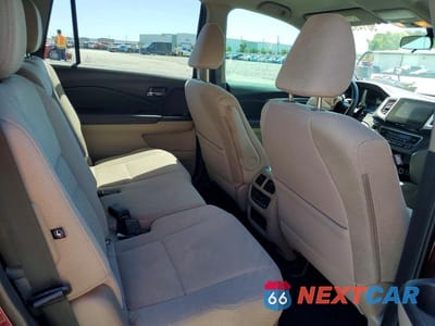 Zdjęcie 11 z 13 samochodu: 2018 HONDA PILOT EX VIN:5FNYF5H48JB011076 - miniatura