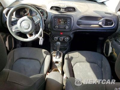 Zdjęcie 8 z 13 samochodu: 2017 JEEP RENEGADE SPORT VIN:ZACCJBAB3HPF37456 - miniatura