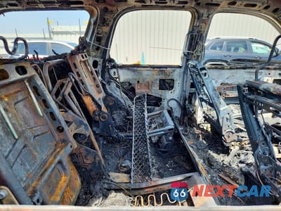 Zdjęcie 11 z 12 samochodu: 2010 CHEVROLET TAHOE K1500 LTZ VIN:1GNUKCE08AR268532 - miniatura