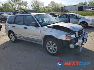 Czwarte zdjęcie samochodu z boku: 2005 SUBARU FORESTER 2.5XS VIN:JF1SG65675H739921 - miniatura