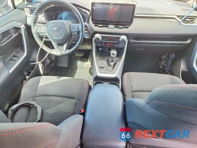Zdjęcie 8 z 11 samochodu: 2021 TOYOTA RAV4 PRIME SE VIN:JTMAB3FV9MD042961 - miniatura