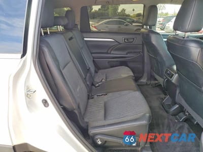 Zdjęcie 11 z 13 samochodu: 2015 TOYOTA HIGHLANDER LE PLUS VIN:5TDZKRFH4FS079617 - miniatura