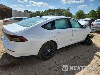 Trzecie zdjęcie samochodu z tyłu: 2025 HONDA ACCORD SE VIN:1HGCY1F49SA086560 - miniatura