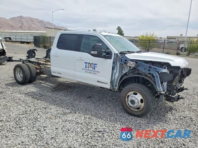 Czwarte zdjęcie samochodu z boku: 2025 FORD F350 SUPER DUTY VIN:1FD8W3HT6SEC59434 - miniatura