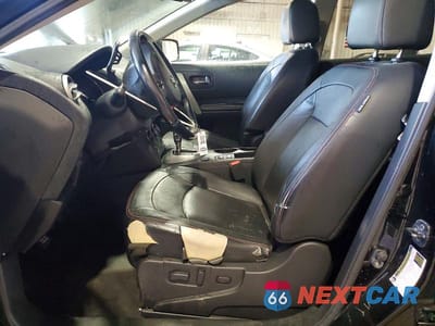 Zdjęcie 7 z 14 samochodu: 2013 NISSAN ROGUE S VIN:JN8AS5MV8DW622418 - miniatura