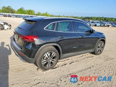 Trzecie zdjęcie samochodu z tyłu: 2025 MERCEDES-BENZ GLA 250 VIN:W1N4N4GB5SJ671946 - miniatura