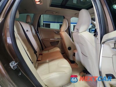 Zdjęcie 11 z 13 samochodu: 2015 VOLVO XC60 T5 PLATINUM VIN:YV4612RMXF2634760 - miniatura