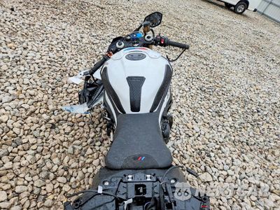 Zdjęcie 6 z 8 samochodu: 2026 BMW S 1000 RR VIN:WB10P2300T6M41242 - miniatura
