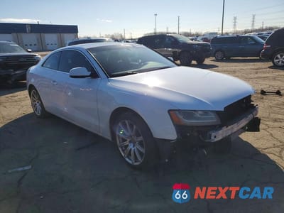 Czwarte zdjęcie samochodu z boku: 2011 AUDI A5 PREMIUM PLUS VIN:WAULFAFRXBA038725 - miniatura