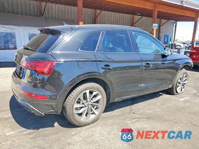 Trzecie zdjęcie samochodu z tyłu: 2024 AUDI Q5 PREMIUM 45 VIN:WA1GAAFY5R2109614 - miniatura