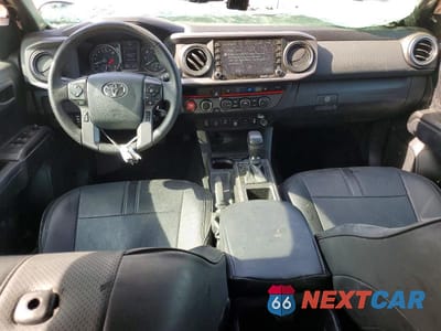 Zdjęcie 8 z 12 samochodu: 2020 TOYOTA TACOMA TRD OFF-ROAD VIN:3TMCZ5ANXLM313617 - miniatura