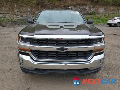 Piąte zdjęcie samochodu w środku: 2019 CHEVROLET SILVERADO LD K1500 LT VIN:2GCVKPEC4K1101156 - miniatura