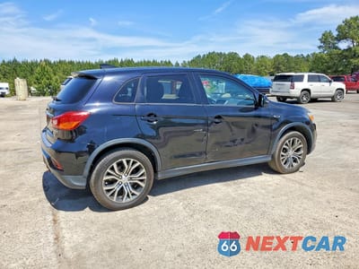 Trzecie zdjęcie samochodu z tyłu: 2018 MITSUBISHI OUTLANDER SPORT ES VIN:JA4AP3AW9JZ011087 - miniatura